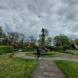 O tym, jak przyrodni siostrzeniec męża Królowej Wiktorii zaprojektował fabrykę w Luboniu